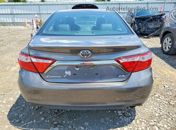 4T1BF1FKXGU162206 2016 TOYOTA CAMRY Gray Rear view