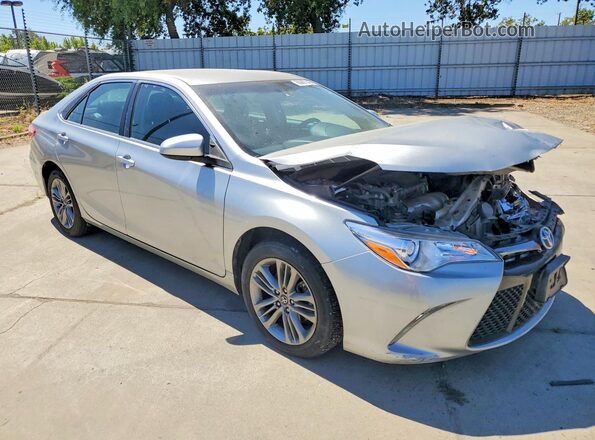 4T1BF1FKXGU229743 2016 TOYOTA CAMRY Silver Delantero derecho