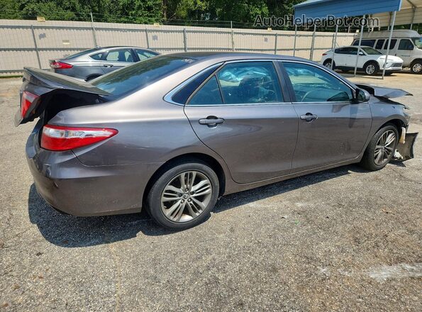 4T1BF1FKXHU315619 2017 TOYOTA CAMRY Gray Tył prawy
