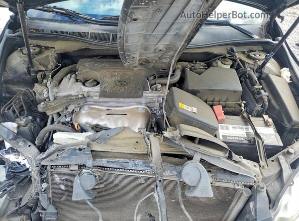 4T1BF1FKXHU320786 2017 TOYOTA CAMRY Black Widok wnętrza z tyłu
