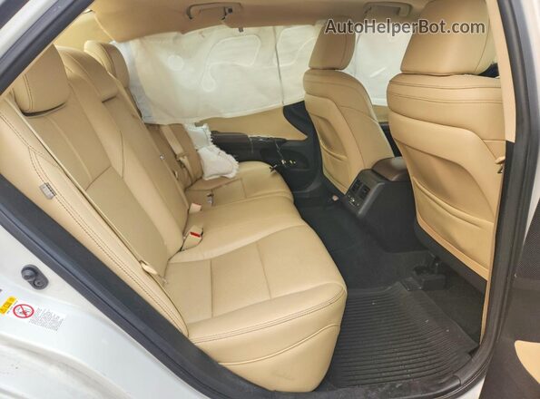 4T1BK1EB2JU273272 2018 TOYOTA AVALON White Widok tylnych siedzeń