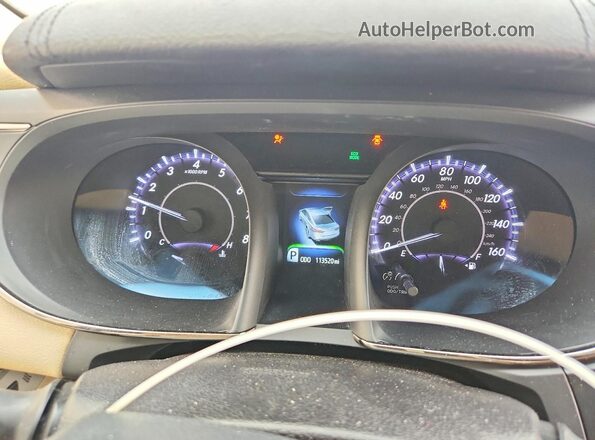 4T1BK1EB2JU273272 2018 TOYOTA AVALON White Widok zestawu wskaźników