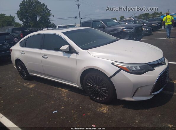 4T1BK1EB3JU267612 2018 TOYOTA AVALON White Vista del cuadro de instrumentos