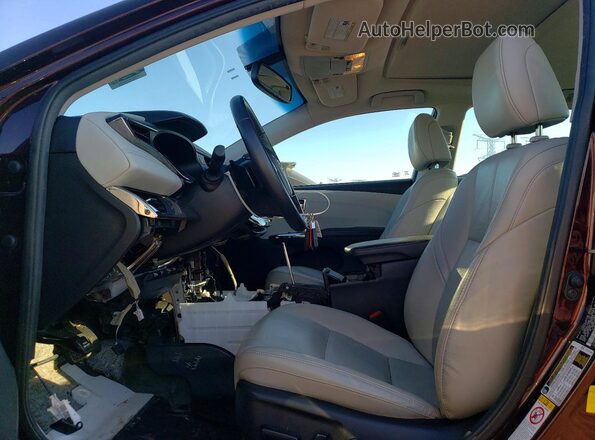 4T1BK1EB7GU209611 2016 TOYOTA AVALON Бордовый Вид салона спереди
