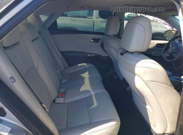 4T1BK1EB8HU261699 2017 TOYOTA AVALON Серебряный Вид задних сидений