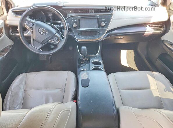 4T1BK1EB8HU261699 2017 TOYOTA AVALON Серебряный Вид панели приборов