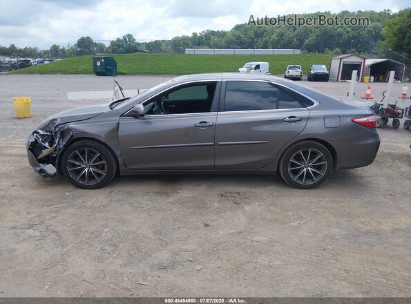 4T1BK1FK2HU578215 2017 TOYOTA CAMRY Silver Vista interior de 360 grados