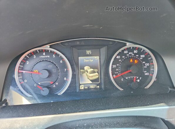 4T1BK1FK5HU580282 2017 TOYOTA CAMRY Серебряный Вид щитка приборов