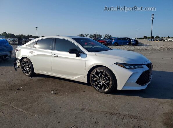 4T1BZ1FB0KU010466 2019 TOYOTA AVALON Белый Передняя правая четверть