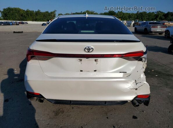 4T1BZ1FB0KU010466 2019 TOYOTA AVALON Белый Вид сзади