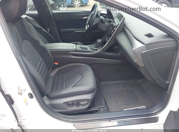 4T1BZ1FB3KU035121 2019 TOYOTA AVALON White Widok wnętrza z przodu