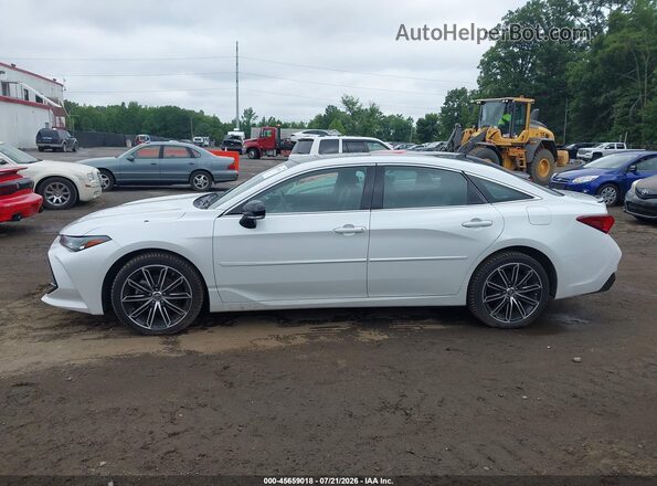 4T1BZ1FB3KU035121 2019 TOYOTA AVALON White Widok wnętrza 360 stopni