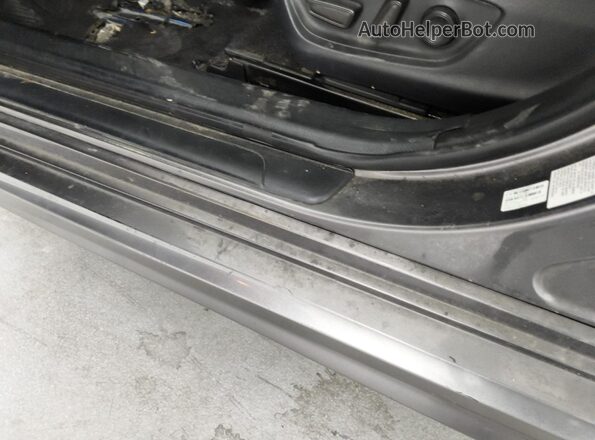 4T1BZ1HK5JU013729 2018 TOYOTA CAMRY Gray 