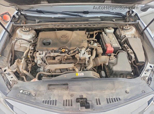 4T1C11AK1LU367319 2020 TOYOTA CAMRY Silver Rear interior view