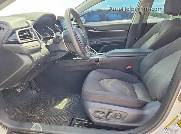4T1C11AK1PU787894 2023 TOYOTA CAMRY White წინა სალონის ხედი
