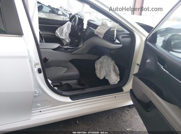 4T1C11AK2LU390771 2020 TOYOTA CAMRY White Widok wnętrza z przodu
