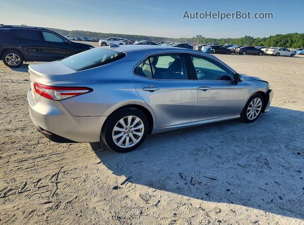 4T1C11AK3LU998217 2020 TOYOTA CAMRY Silver უკანა მარჯვენა