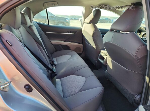 4T1C11AK3LU998217 2020 TOYOTA CAMRY Silver უკანა სავარძლების ხედი