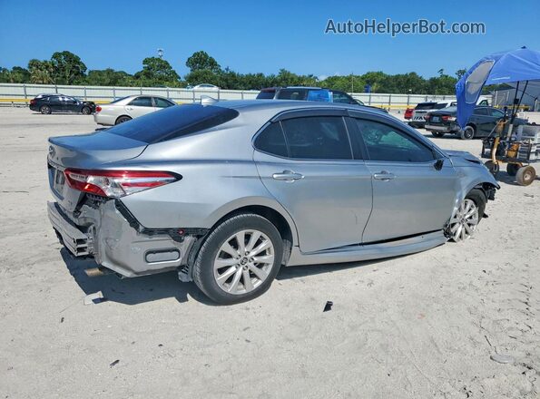 4T1C11AK4LU986819 2020 TOYOTA CAMRY Silver Trasero derecho