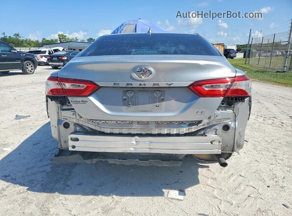 4T1C11AK4LU986819 2020 TOYOTA CAMRY Silver Vista trasera