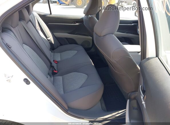 4T1C11AK6MU595446 2021 TOYOTA CAMRY White Widok naklejki z numerem VIN