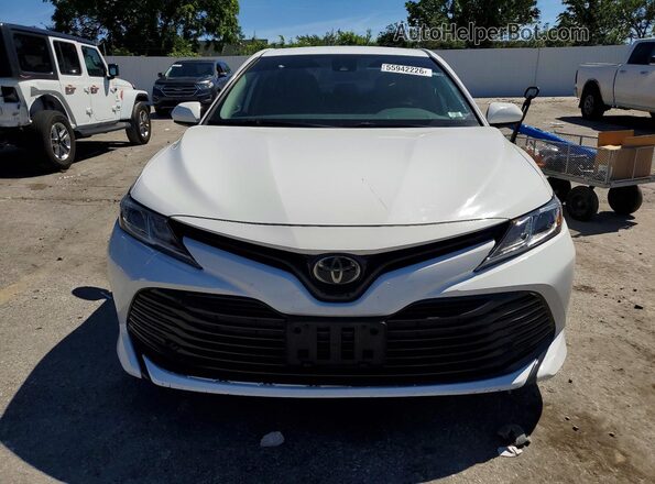 4T1C11AK7LU942314 2020 TOYOTA CAMRY White Widok z przodu