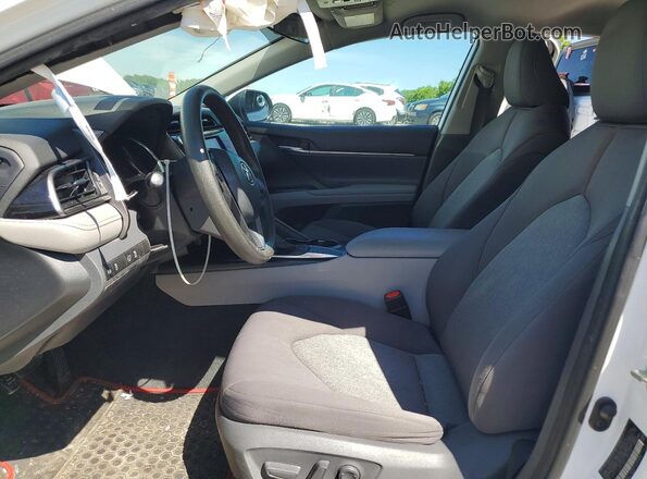 4T1C11AK7LU942314 2020 TOYOTA CAMRY White Widok wnętrza z przodu