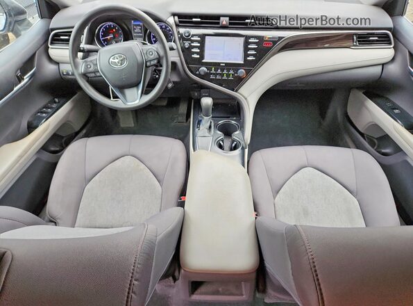 4T1C11AK7LU974213 2020 TOYOTA CAMRY Silver Dashboard view