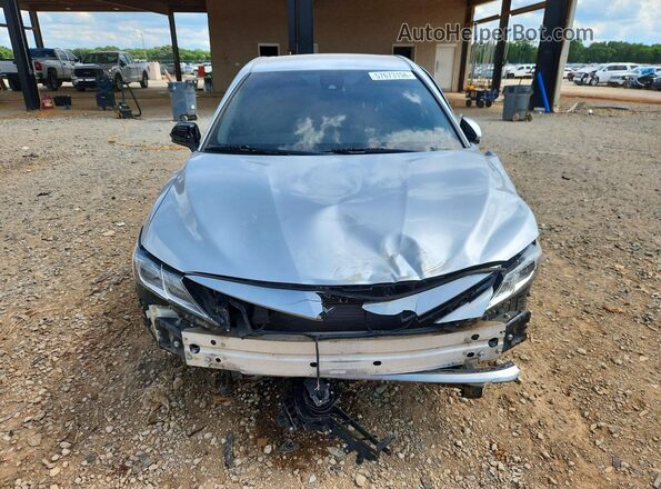 4T1C11AK8LU935906 2020 TOYOTA CAMRY Silver წინა ხედი