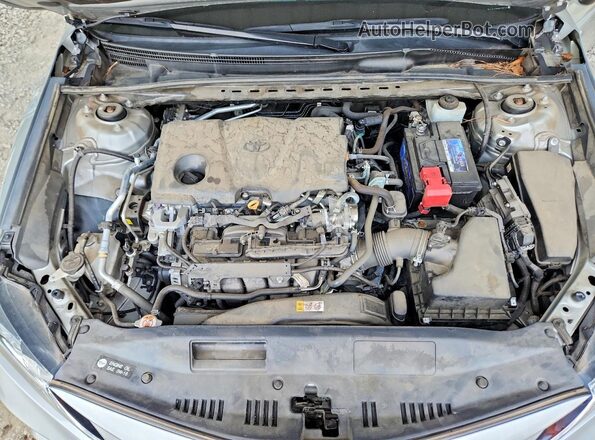 4T1C11AK8MU436749 2021 TOYOTA CAMRY Silver Widok wnętrza z tyłu