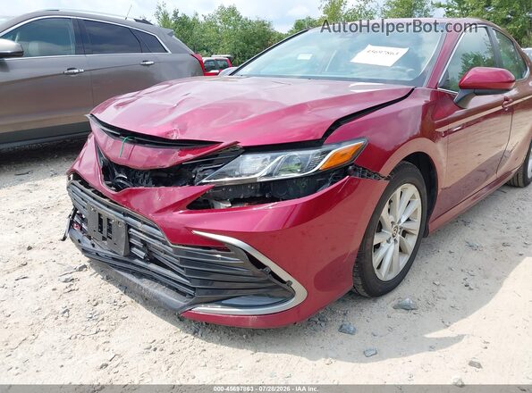 4T1C11AK8MU601876 2021 TOYOTA CAMRY Red 