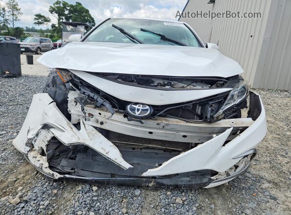 4T1C11AKXMU554429 2021 TOYOTA CAMRY White Front view