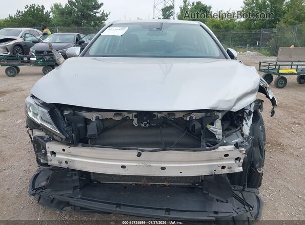 4T1C11BK2MU040394 2021 TOYOTA CAMRY Silver Սարքավորումների վահանակի տեսք