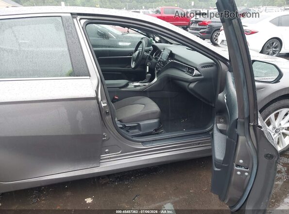 4T1C11BK3RU108290 2024 TOYOTA CAMRY Gray Front interior view