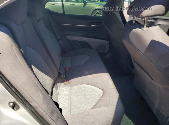 4T1C11BK4LU009470 2020 TOYOTA CAMRY Серебряный Вид задних сидений