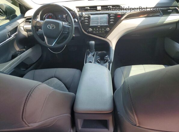 4T1C11BK4LU009470 2020 TOYOTA CAMRY Серебряный Вид панели приборов