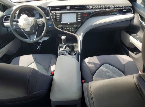 4T1C31AK5LU529902 2020 TOYOTA CAMRY Silver Առջևի վահանակի տեսք