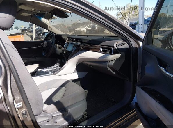 4T1C31AK7LU523213 2020 TOYOTA CAMRY Серый Вид салона спереди