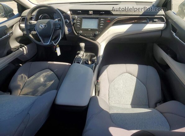 4T1C31AK9LU541194 2020 TOYOTA CAMRY Silver Առջևի վահանակի տեսք