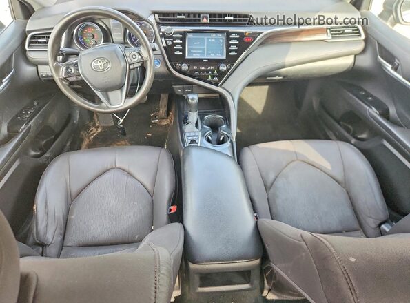 4T1C31AKXLU525957 2020 TOYOTA CAMRY Gray Widok deski rozdzielczej