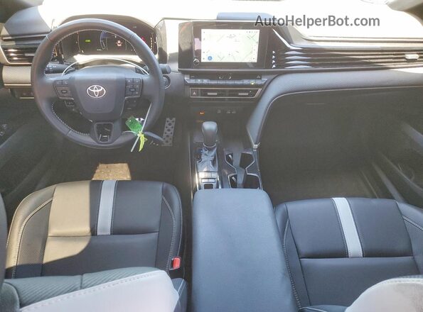 4T1DAACK0SU072468 2025 TOYOTA CAMRY Серый Вид панели приборов
