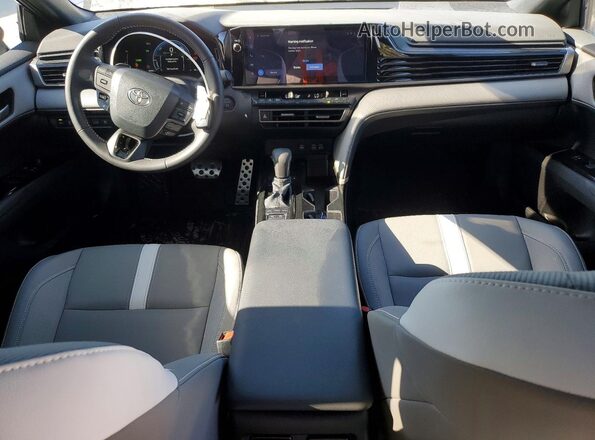 4T1DAACK0SU101984 2025 TOYOTA CAMRY Blue Առջևի վահանակի տեսք