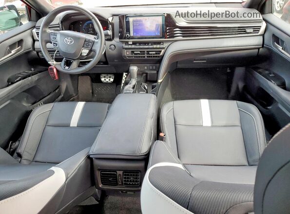 4T1DAACK0SU136055 2025 TOYOTA CAMRY Burgundy Vista del salpicadero