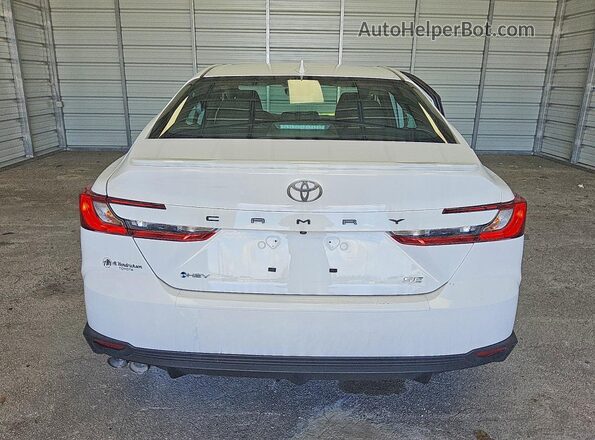 4T1DAACK0SU530879 2025 TOYOTA CAMRY White Rear view
