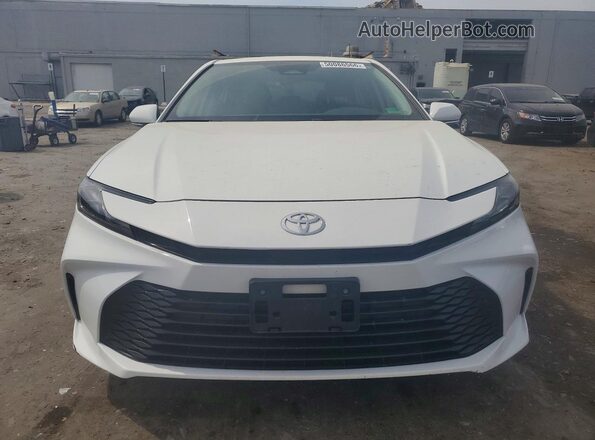 4T1DAACK0SU569925 2025 TOYOTA CAMRY White Դիմացի տեսք