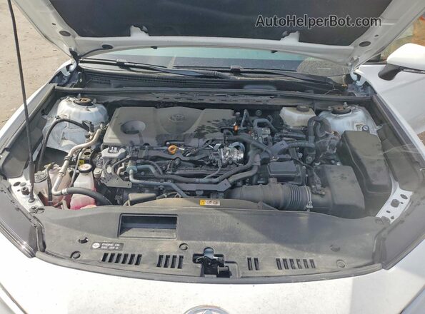 4T1DAACK0SU569925 2025 TOYOTA CAMRY White Սալոնի հետևի տեսք