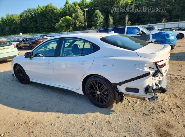 4T1DAACK0TU256097 2026 TOYOTA CAMRY White Задня ліва чверть