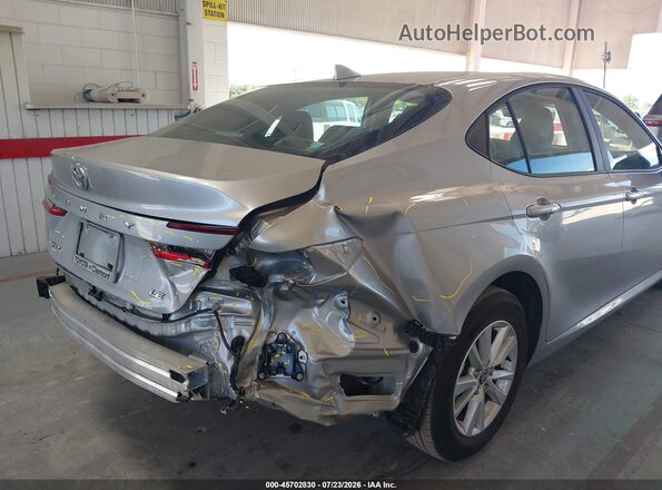 4T1DAACK1SU022484 2025 TOYOTA CAMRY Silver Вид спереду