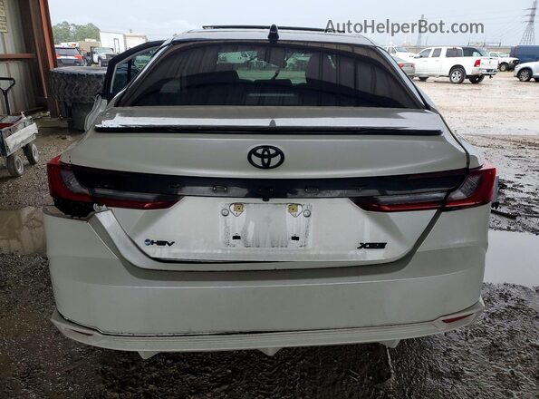 4T1DAACK1SU079591 2025 TOYOTA CAMRY Белый Вид сзади