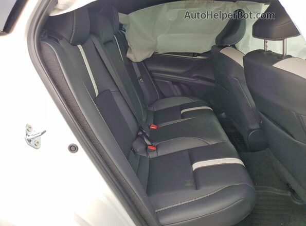 4T1DAACK1SU140311 2025 TOYOTA CAMRY White Widok tylnych siedzeń